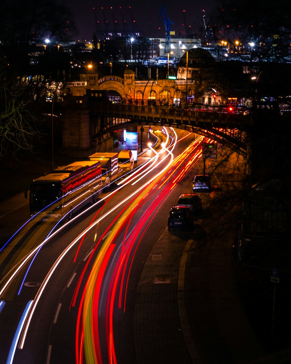 Landungsbrücken in Hamburg bei Nacht